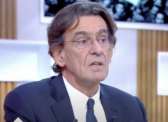 Luc Ferry conférencier / Banque