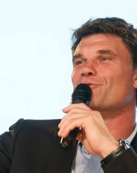 Fabien Pelous en conférence en Belgique