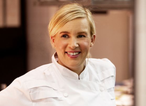 Hélène Darroze conférencière Caisse d'Epargne