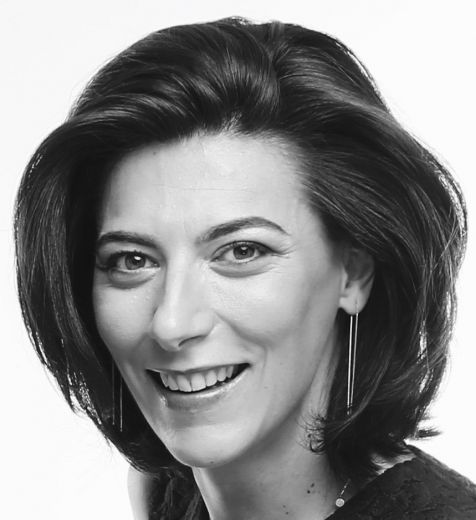 Caroline Sarrot-Lecarpentier - Management