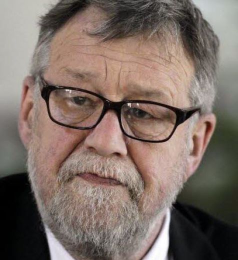 Gilbert Thiel - Politique et société