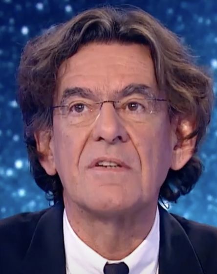 Cycle de conférences de Luc Ferry / Gpe de presse