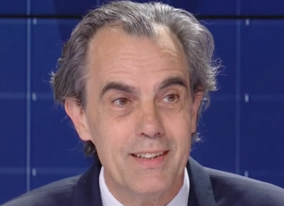 C Dans l'air - 13 sept 23 - Ph Dessertine