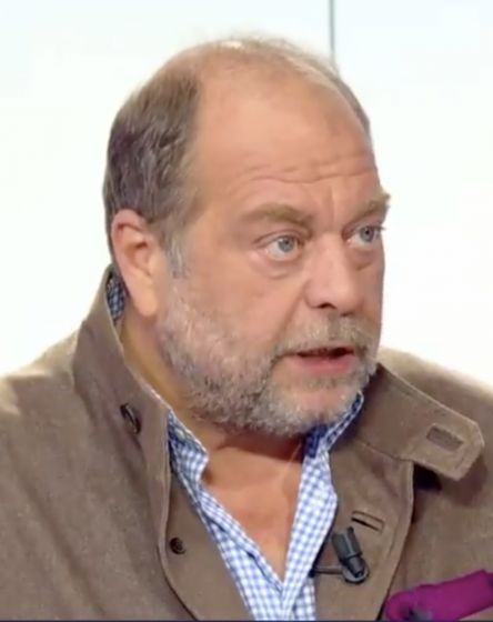 Eric Dupond-Moretti conférencier / labo pharma