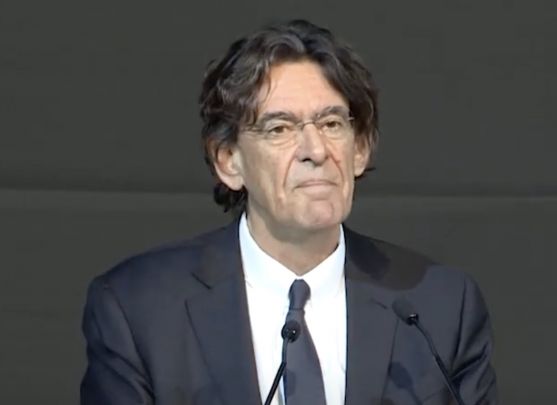 Luc Ferry conférencier / Réseau Entreprises