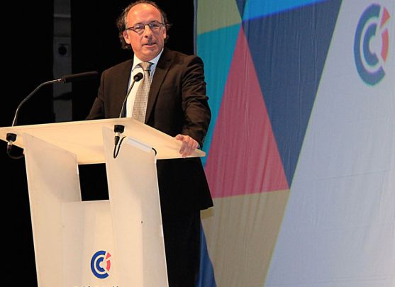 Conférence d'Yves Thréard à la CCI Savoie