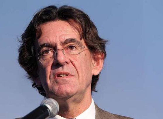 Luc Ferry en conférence à la FFB