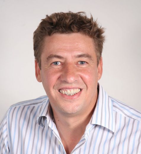 Stéphane Roche - Management