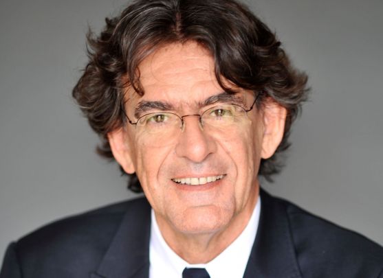 Luc Ferry conférencier / Département