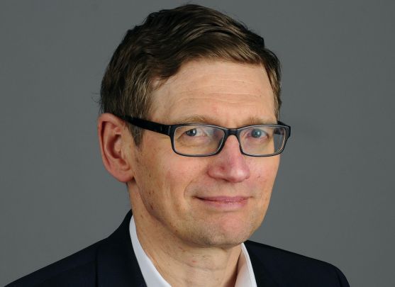 Dominique Seux conférencier / Soc de courtage