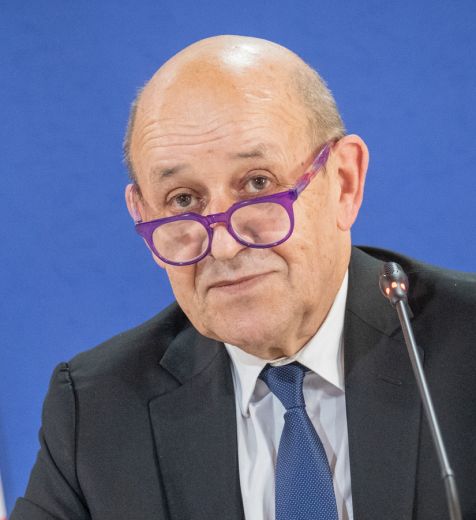 Jean-Yves Le Drian - Politique et société