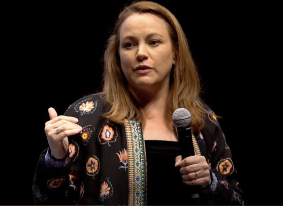 Axelle Lemaire conférencière / Association