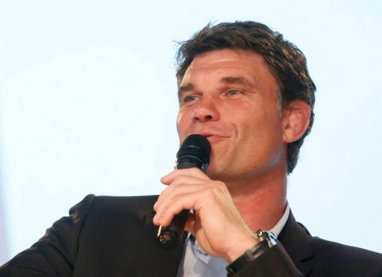 Fabien Pelous conférencier AG2R