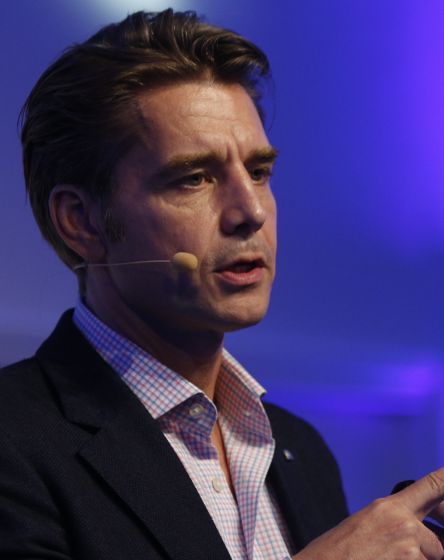 Bernard Thellier conférencier /école  d'ingénieurs