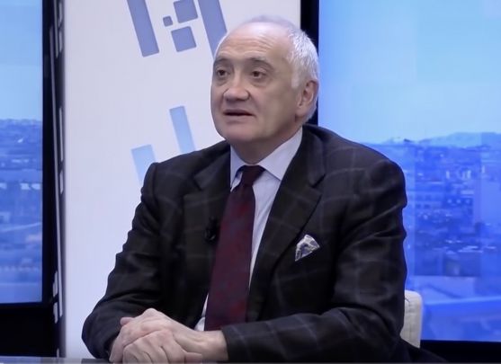 Marc Roche conférencier / Groupe bancaire