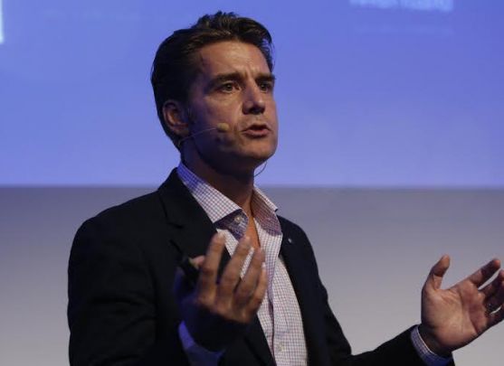 Bernard Thellier conférencier / avionneur