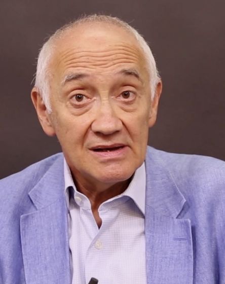 Marc Roche conférencier/institution internationale