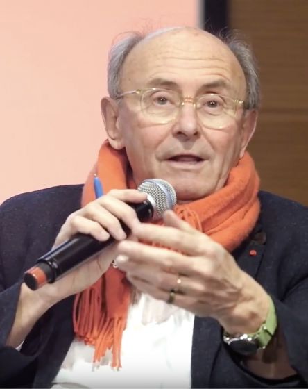 Dominique Wolton conférencier/ univ catholique