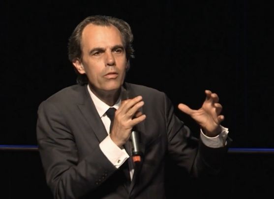 Philippe Dessertine en road show/acteur immobilier