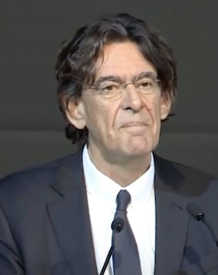 Luc Ferry conférencier / Réseau Entreprises