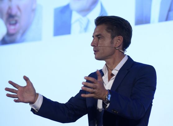 Bernard Thellier conférencier Crédit Agricole