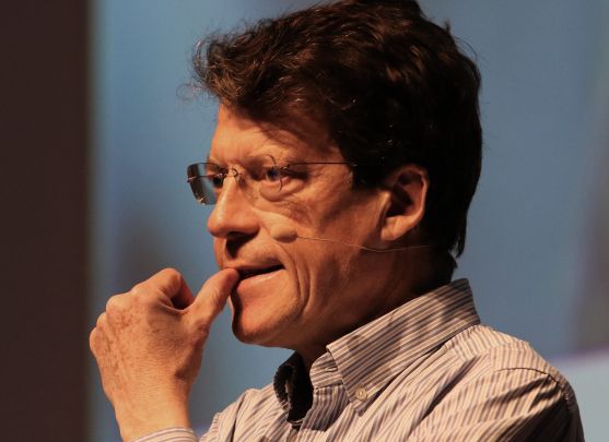 Laurent Alexandre en débat /construct auto