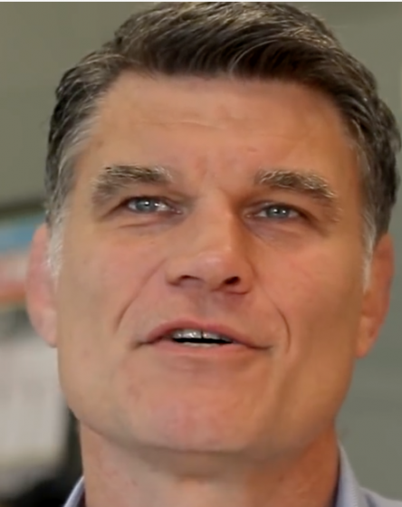 Fabien Pelous conférencier / Labo Pharma