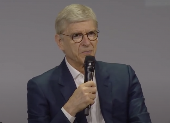 Arsène Wenger conférencier / Holding familiale