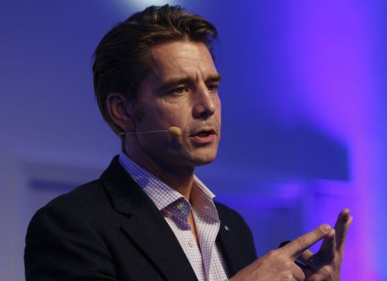 Bernard Thellier conférencier /école  d'ingénieurs