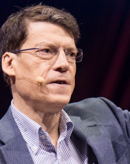 Laurent Alexandre : conférence / géo information