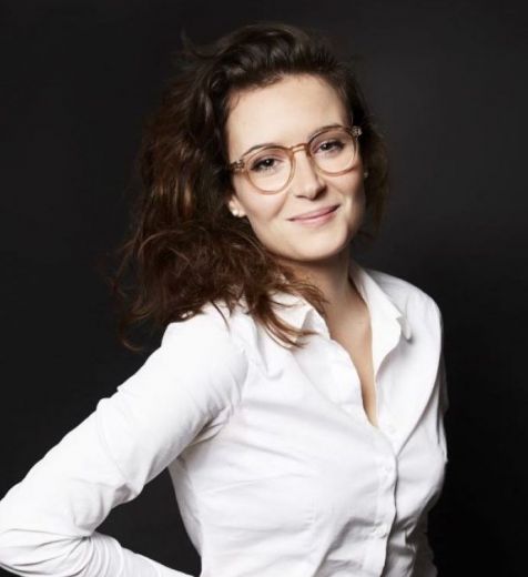 Emmanuelle Duez - Management