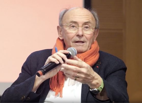 Dominique Wolton conférencier/ univ catholique